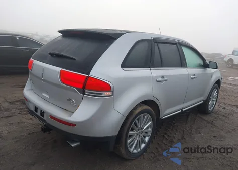 2011 Lincoln Mkx z USA, uszkodzony, nr VIN 2LMDJ8JK4BBJ33388